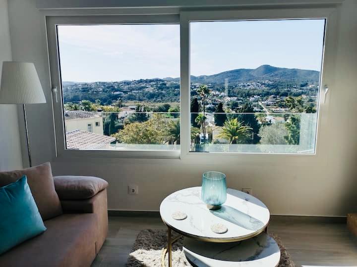 Villa de lujo con parcela urbana adicional en El Rafalet, Jávea
