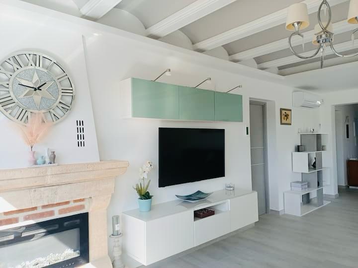 Villa de lujo con parcela urbana adicional en El Rafalet, Jávea