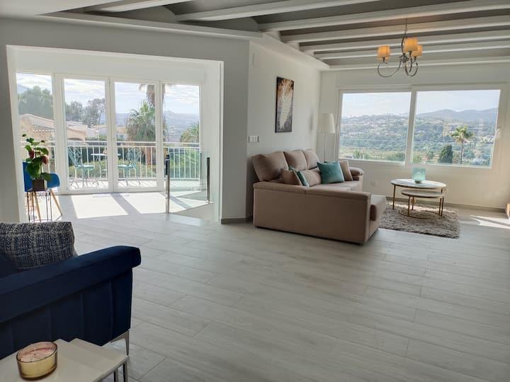 Villa de lujo con parcela urbana adicional en El Rafalet, Jávea
