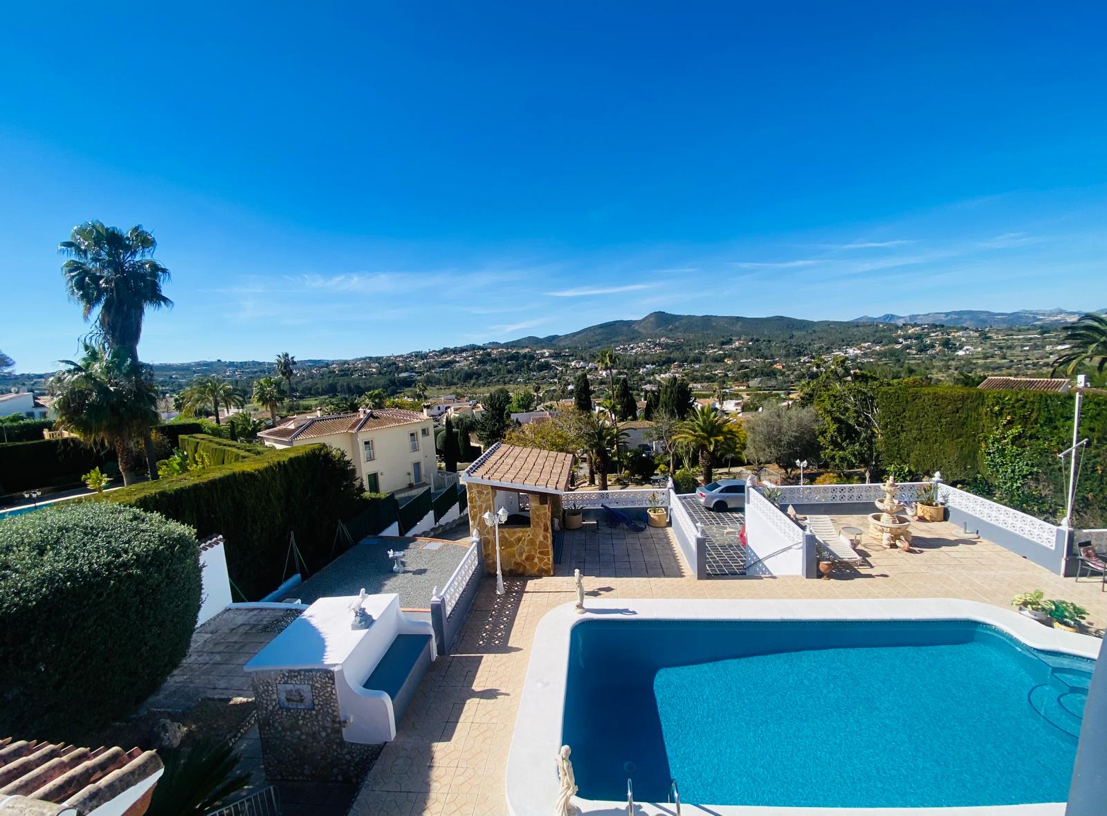 Villa de lujo con parcela urbana adicional en El Rafalet, Jávea
