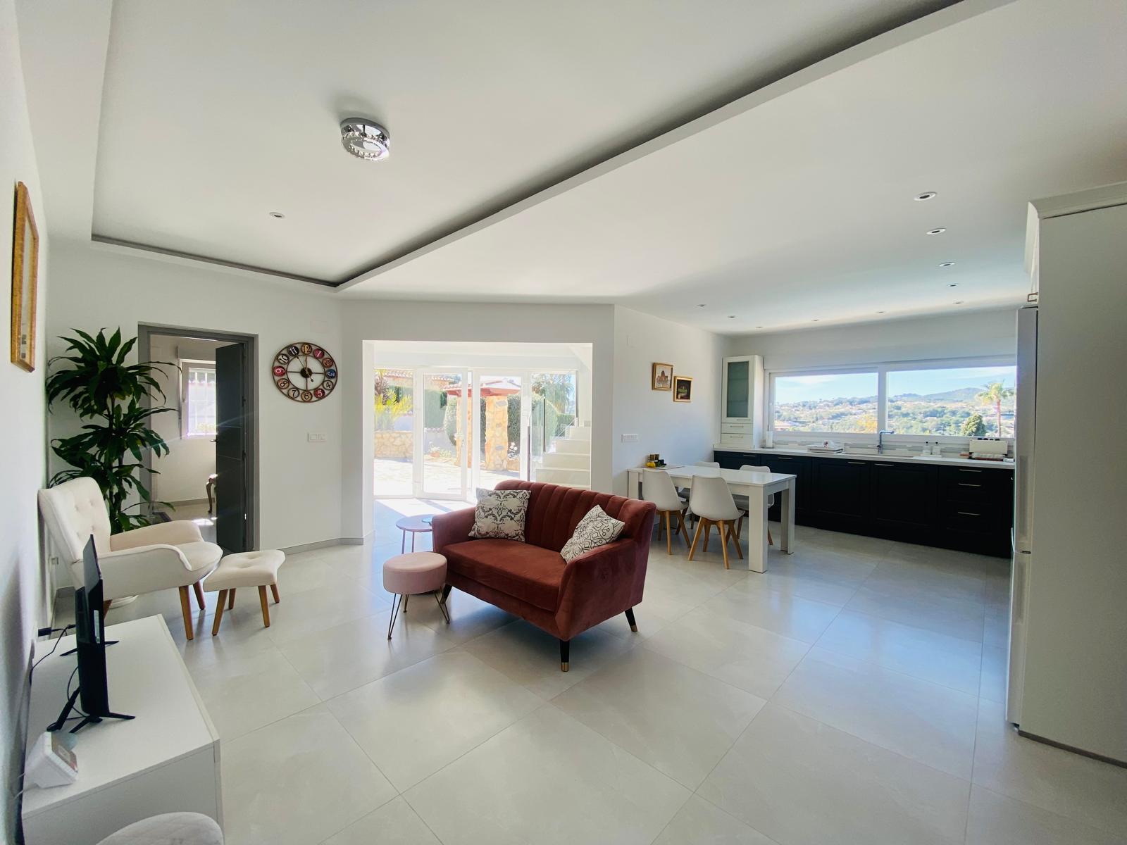 Villa de lujo con parcela urbana adicional en El Rafalet, Jávea