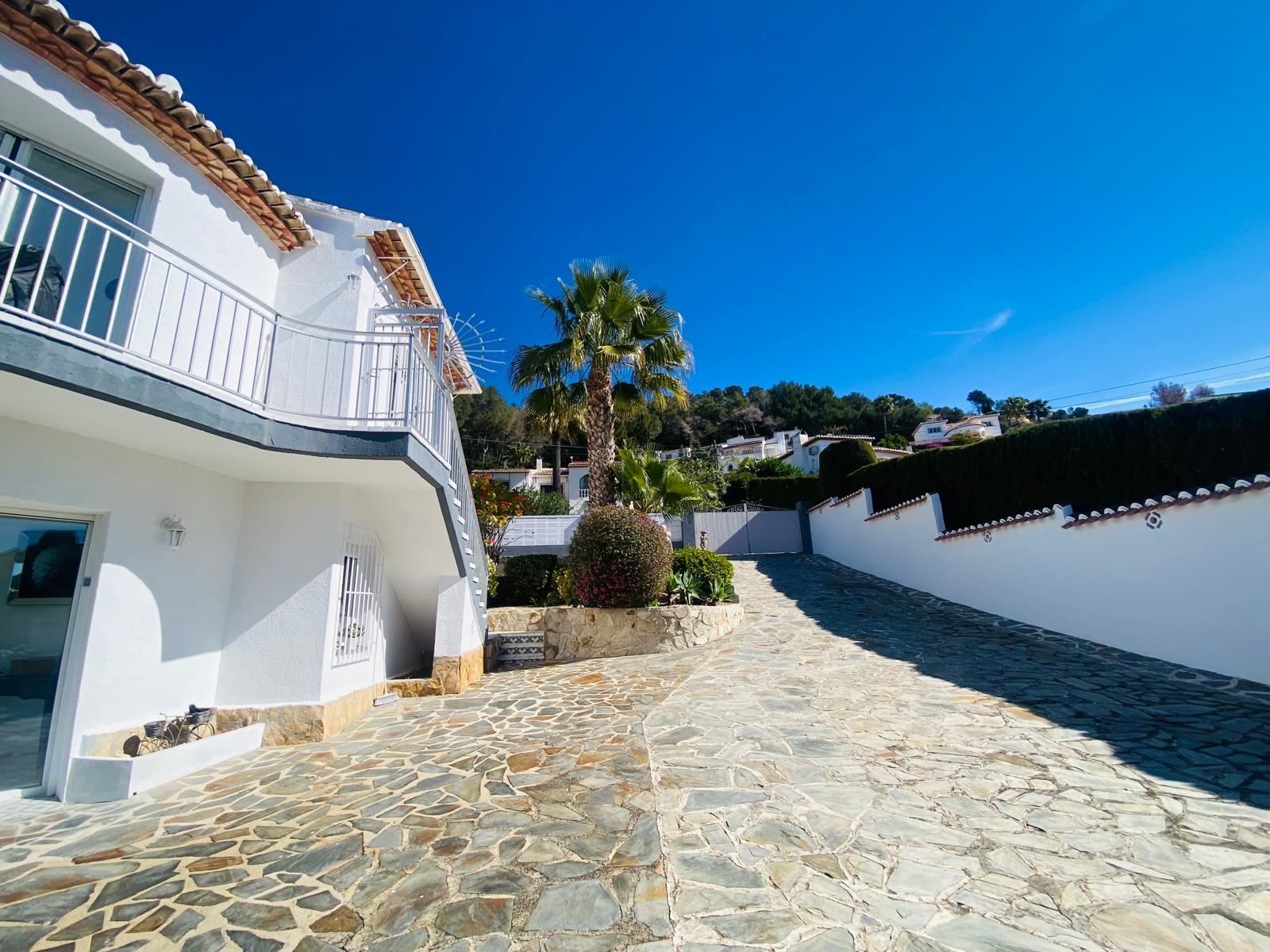 Villa de lujo con parcela urbana adicional en El Rafalet, Jávea