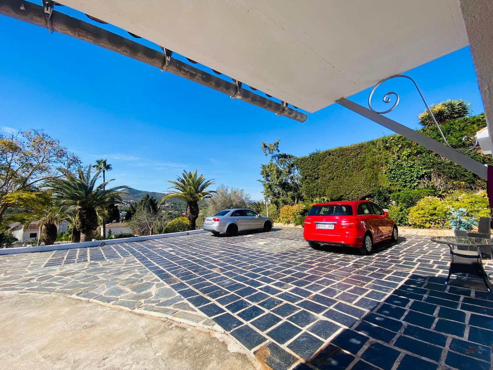 Villa de lujo con parcela urbana adicional en El Rafalet, Jávea