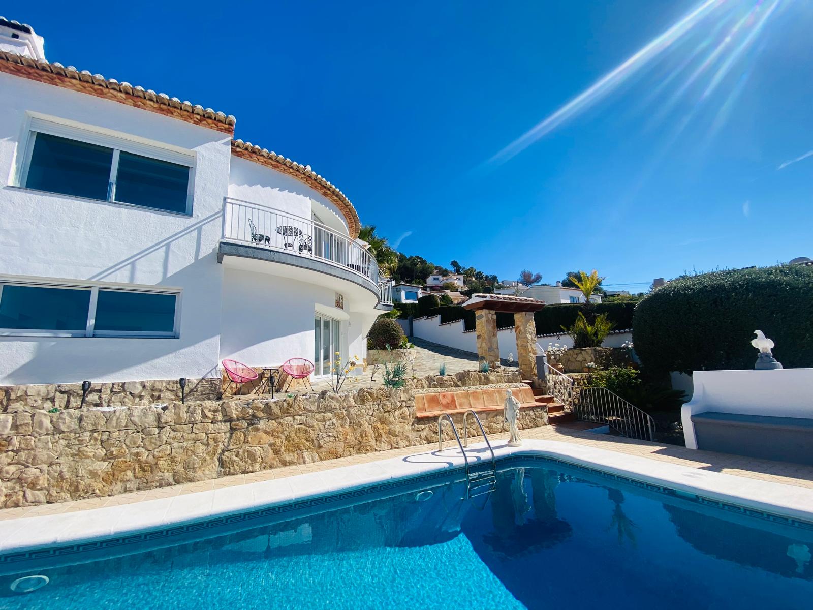 Villa de lujo con parcela urbana adicional en El Rafalet, Jávea