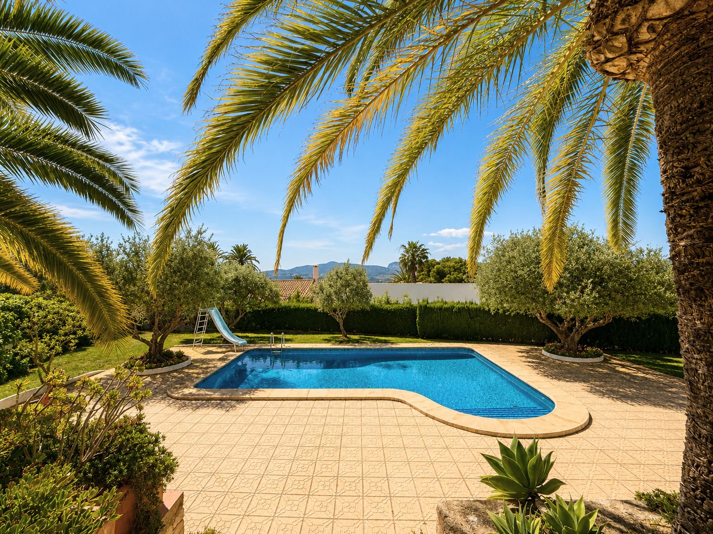 Villa traditionnelle avec vue dégagée sur la vallée au Montgó, Jávea