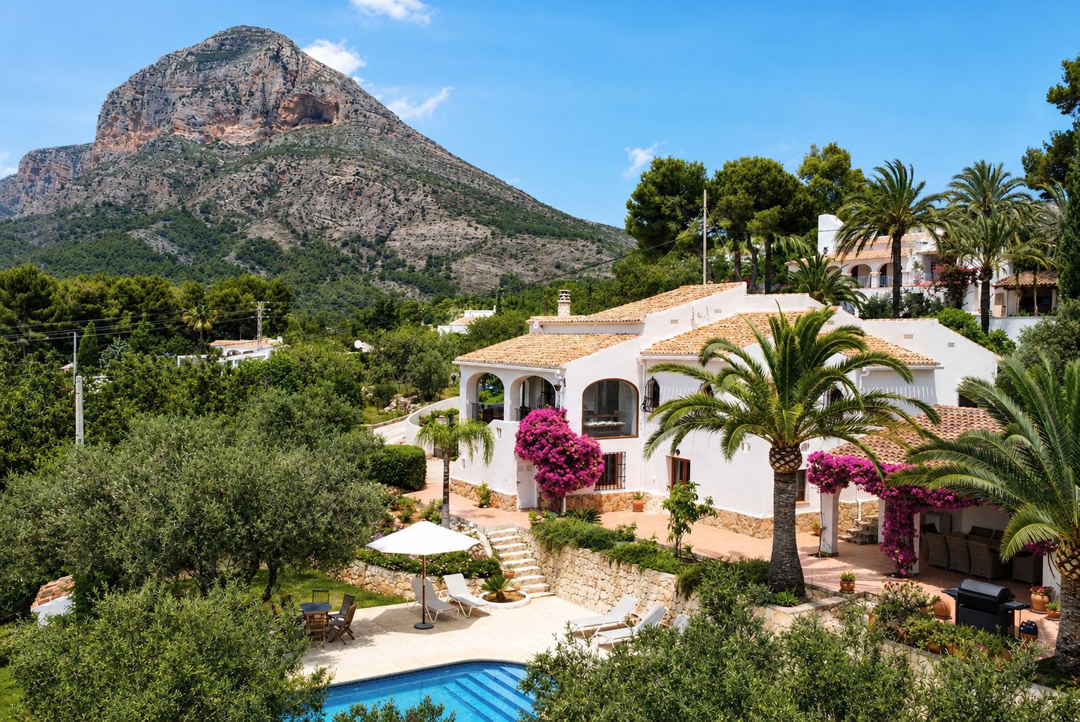 Villa traditionnelle avec vue dégagée sur la vallée au Montgó, Jávea