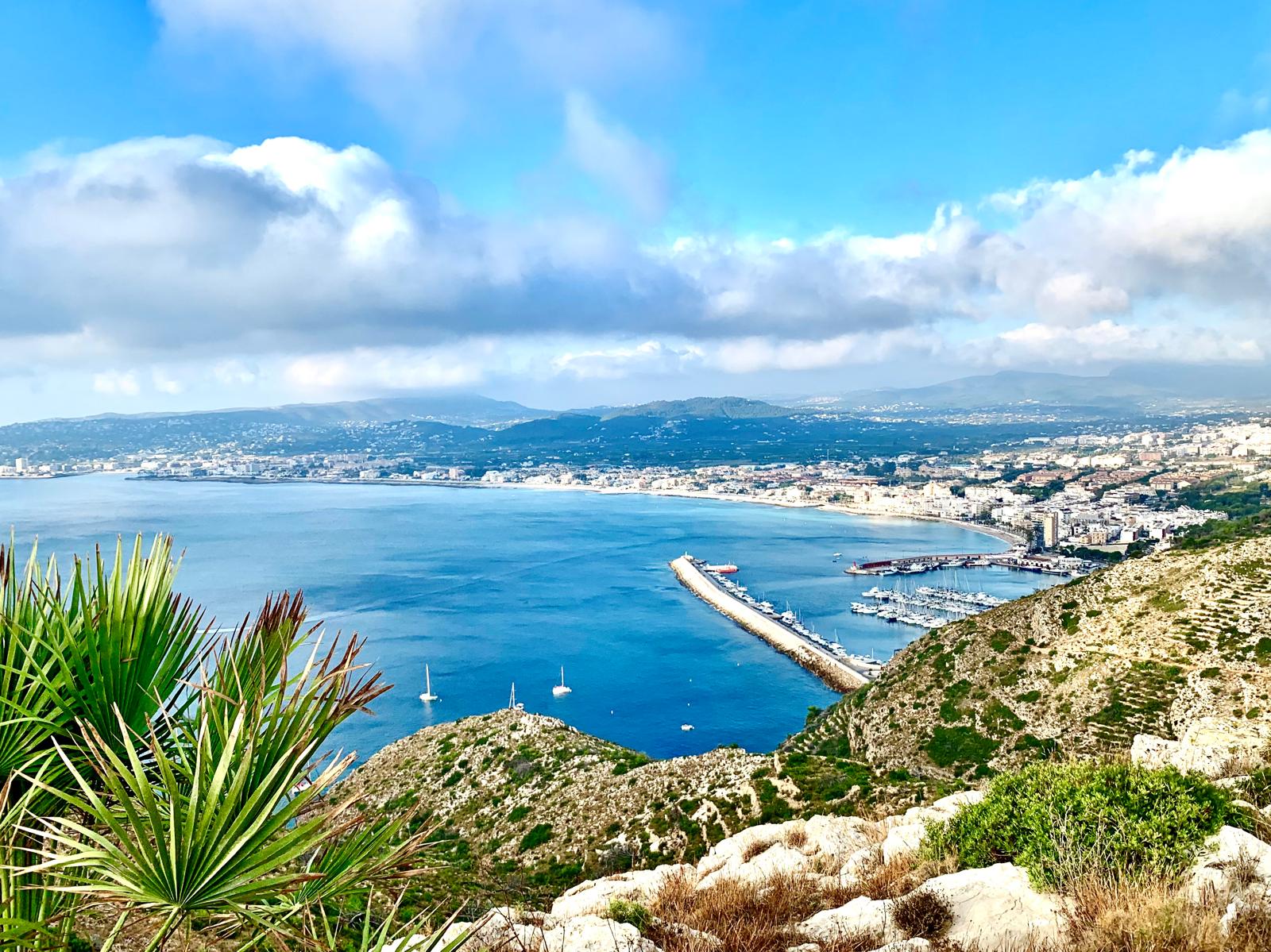 Villa traditionnelle avec vue dégagée sur la vallée au Montgó, Jávea