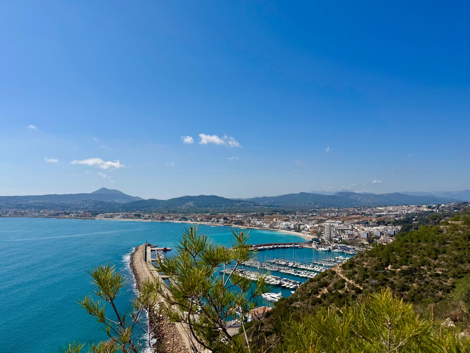 Villa traditionnelle avec vue dégagée sur la vallée au Montgó, Jávea