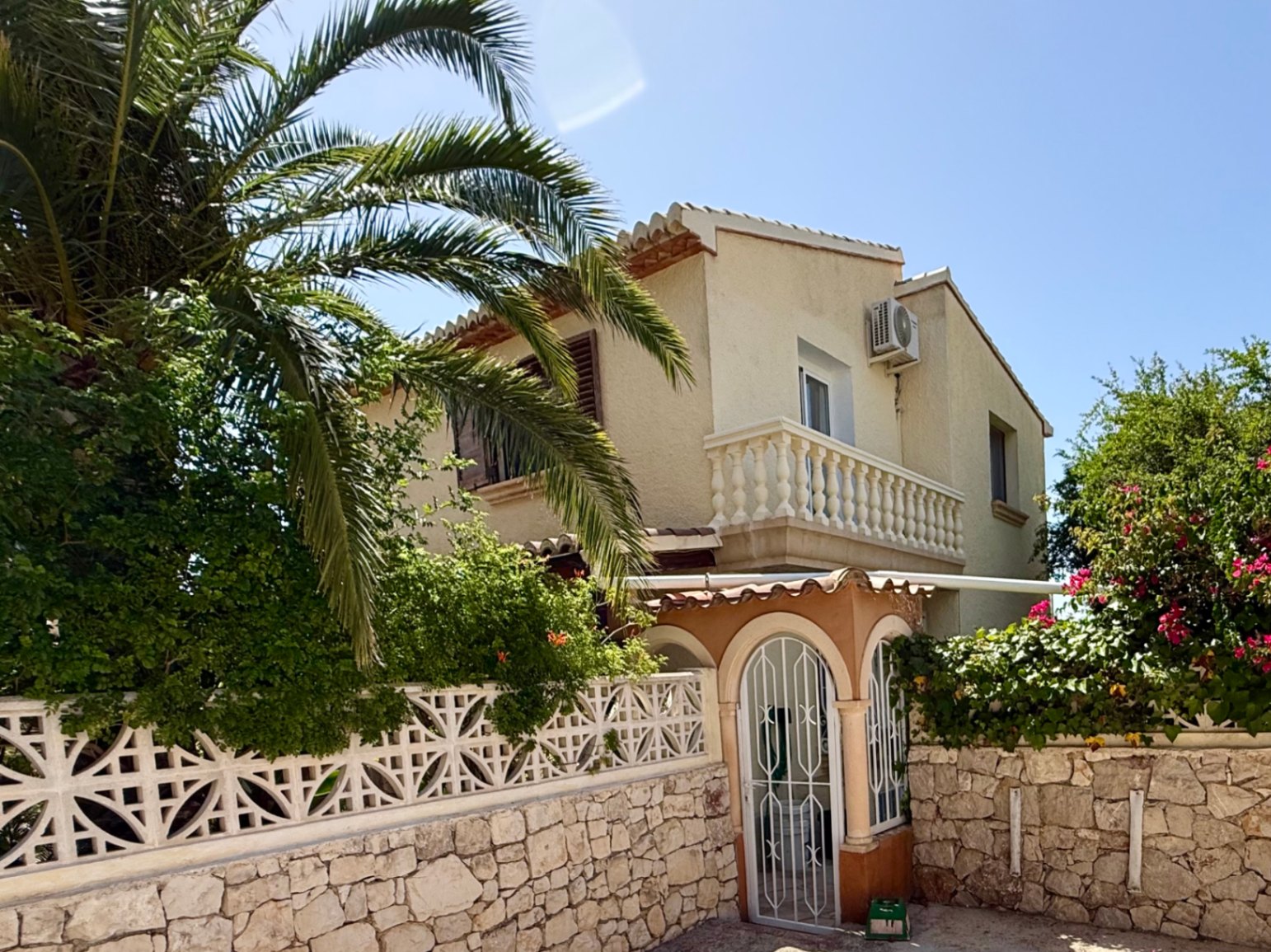 Villa with Panoramic Sea Views in Balcón al Mar, Jávea