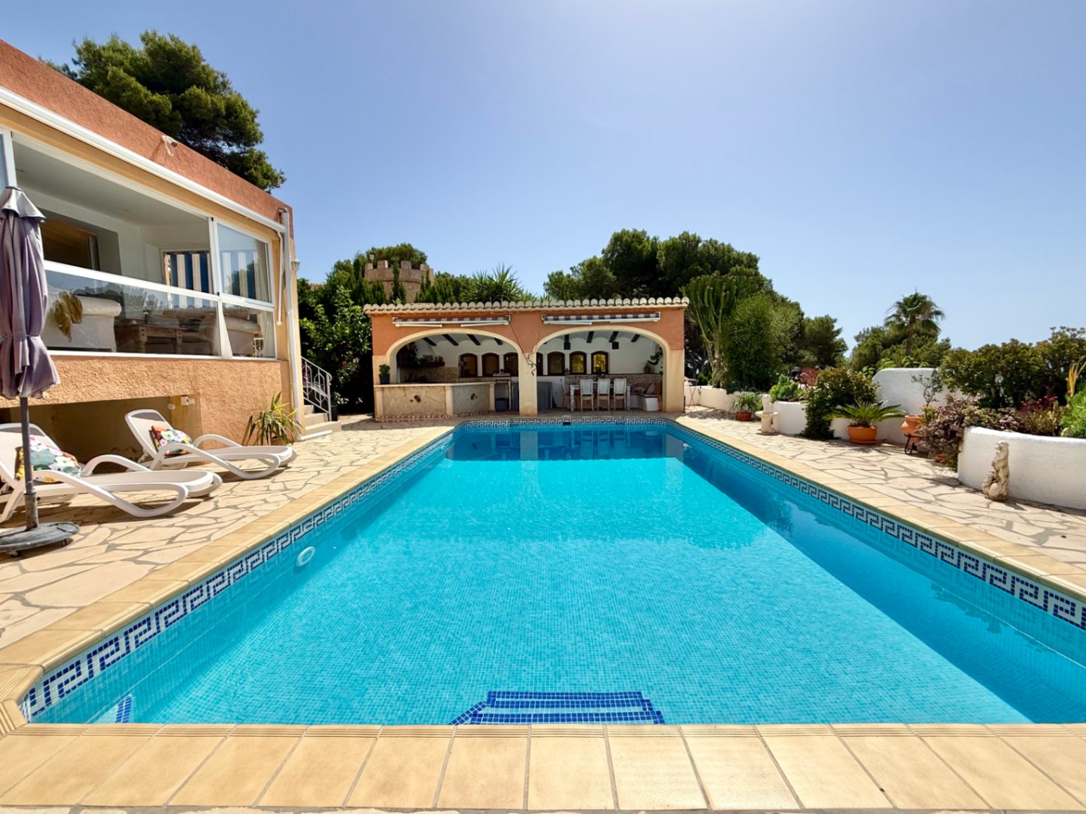 Villa with Panoramic Sea Views in Balcón al Mar, Jávea