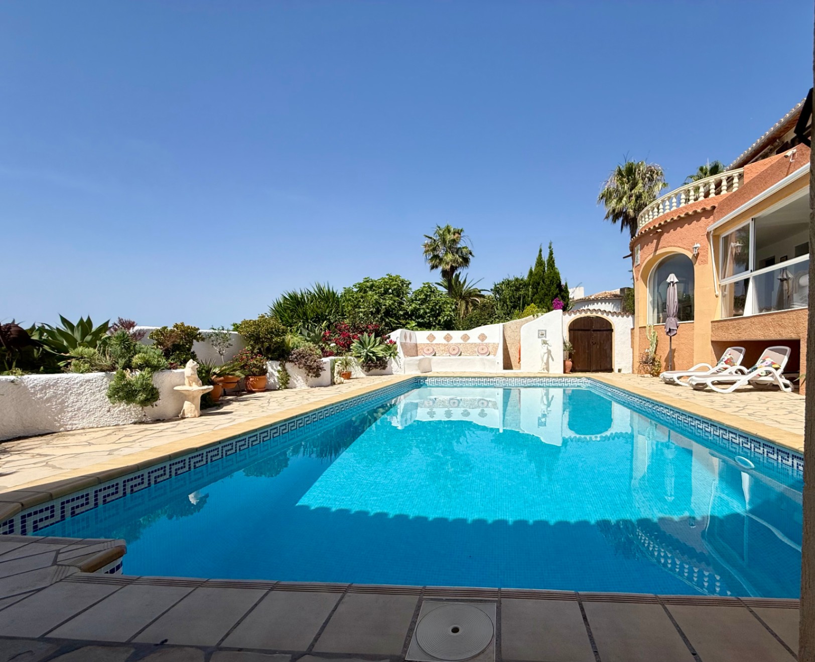 Villa with Panoramic Sea Views in Balcón al Mar, Jávea