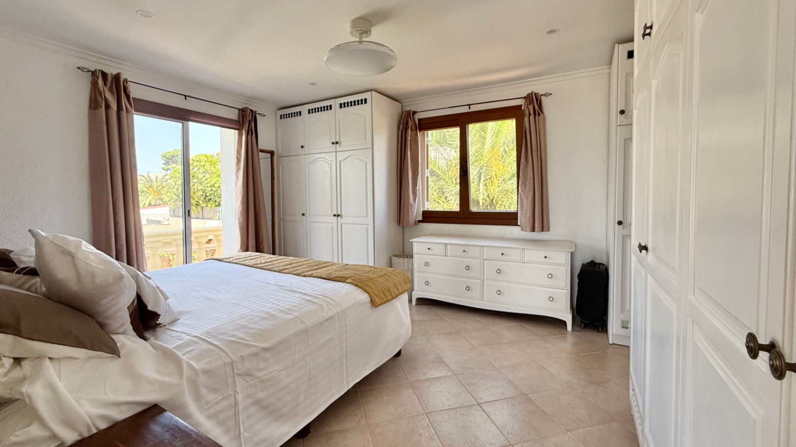 Villa with Panoramic Sea Views in Balcón al Mar, Jávea