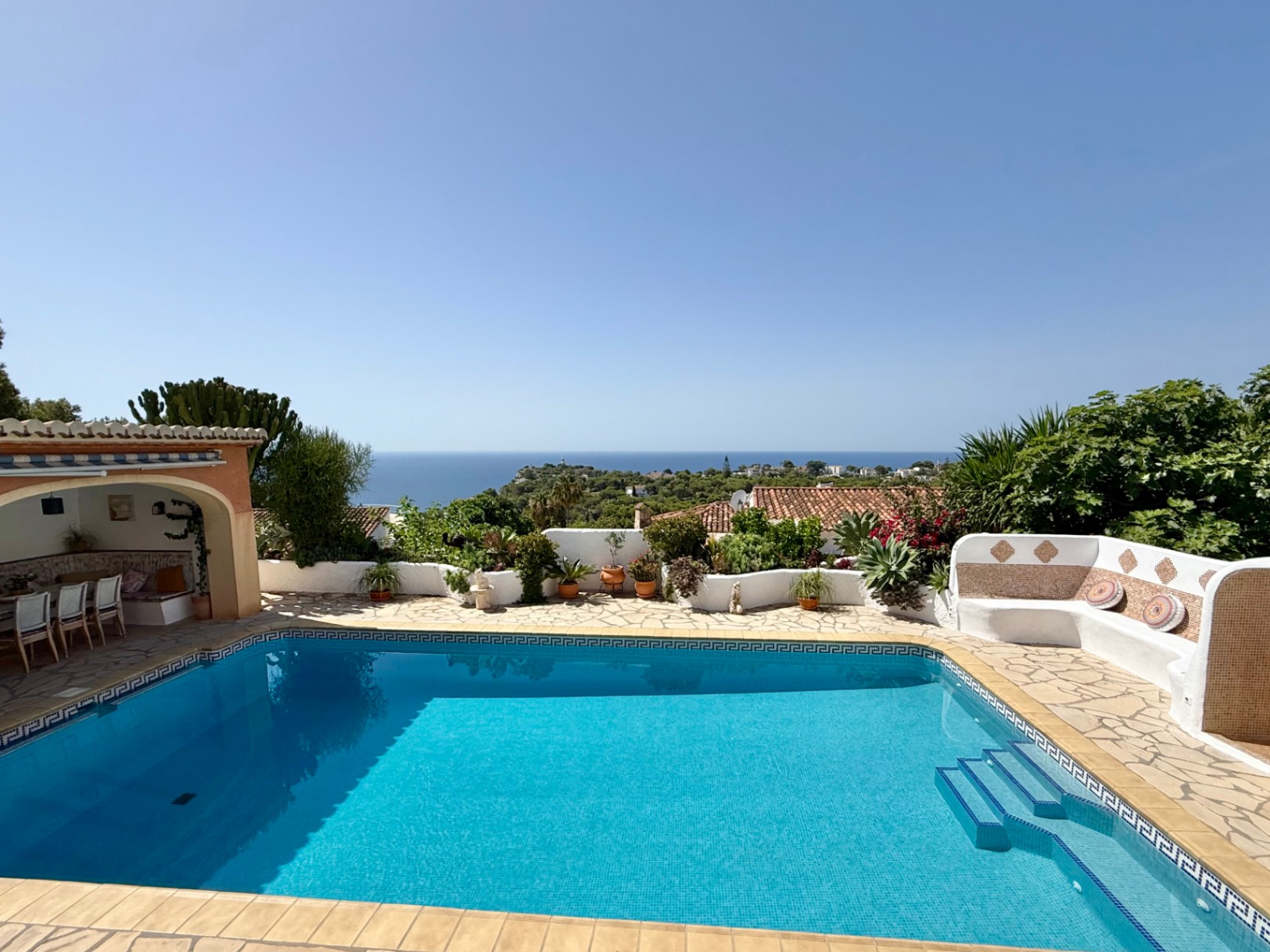 Villa with Panoramic Sea Views in Balcón al Mar, Jávea
