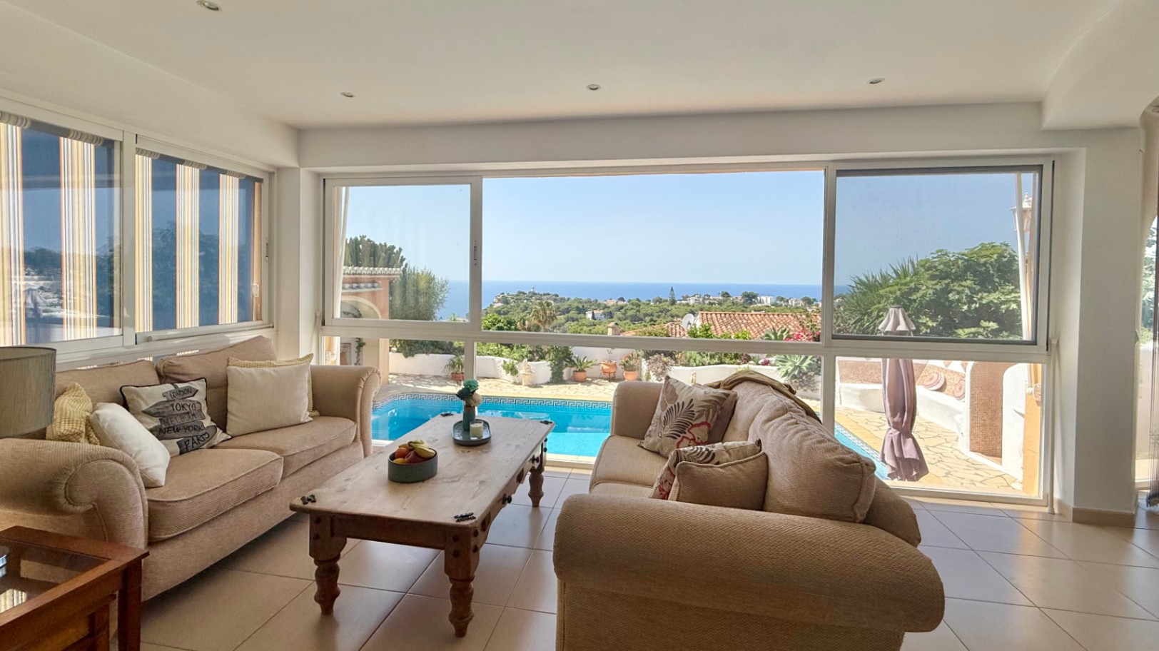 Villa with Panoramic Sea Views in Balcón al Mar, Jávea