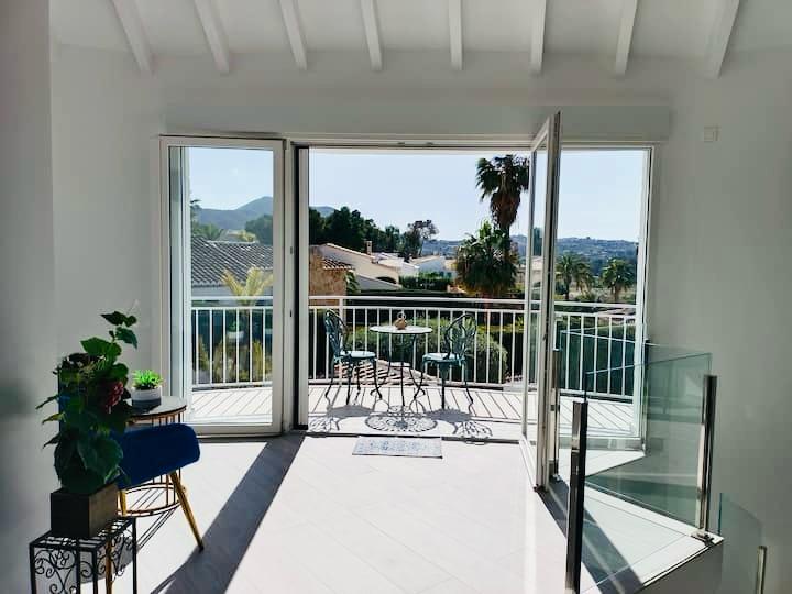 Mediterrane villa met privézwembad en vrij uitzicht in Javea