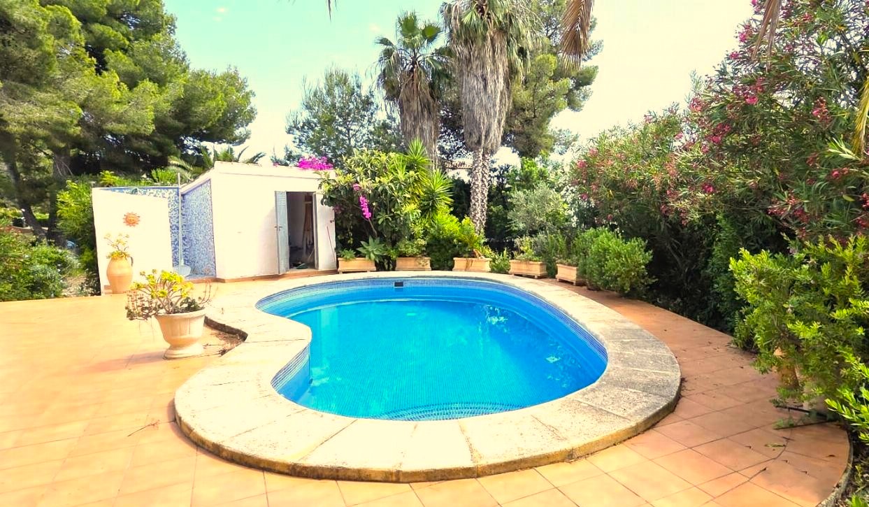 Villa de plain-pied avec piscine privée à Costa Nova, Jávea