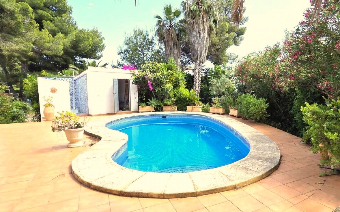 Villa de plain-pied avec piscine privée à Costa Nova, Jávea
