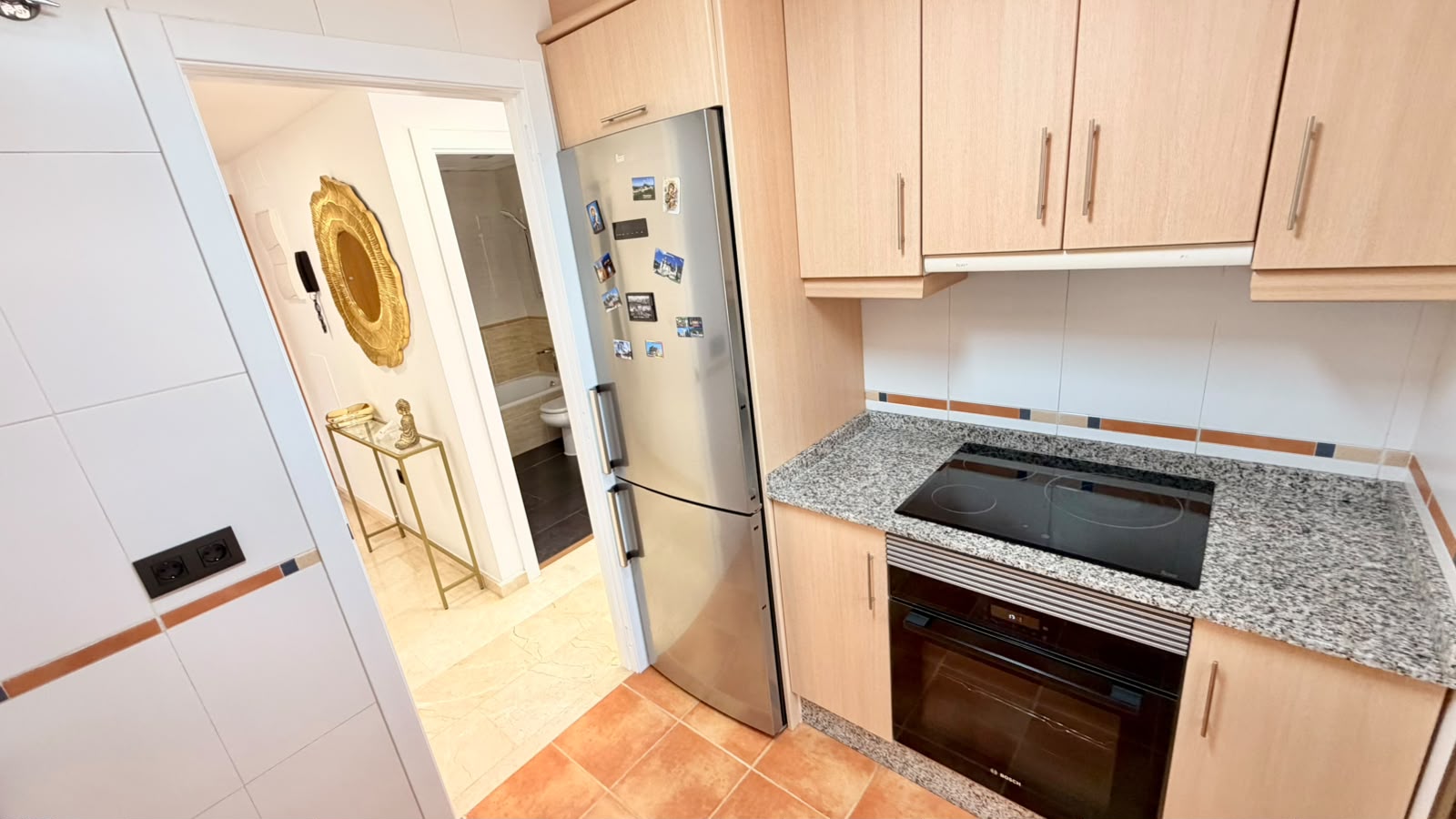 Apartment with a spacious terrace, garage, and storage room near the Port of Javea.