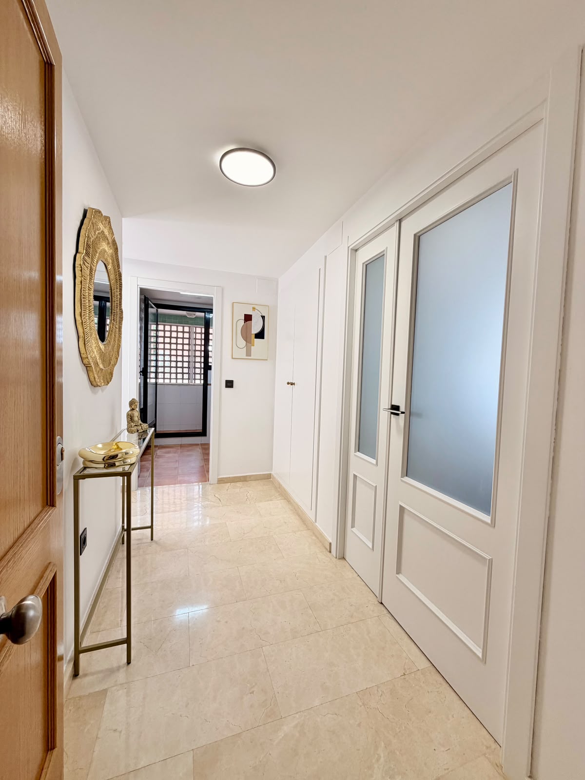Apartment with a spacious terrace, garage, and storage room near the Port of Javea.