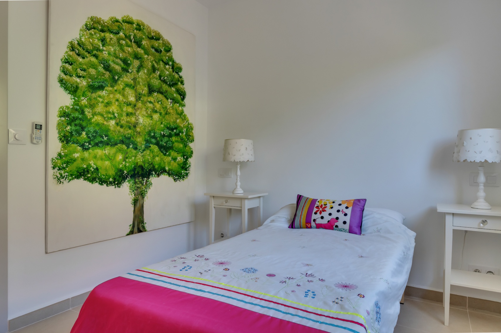 Stunning Ibiza-Style Villa with Tennis Court and Montgo Views in Javea