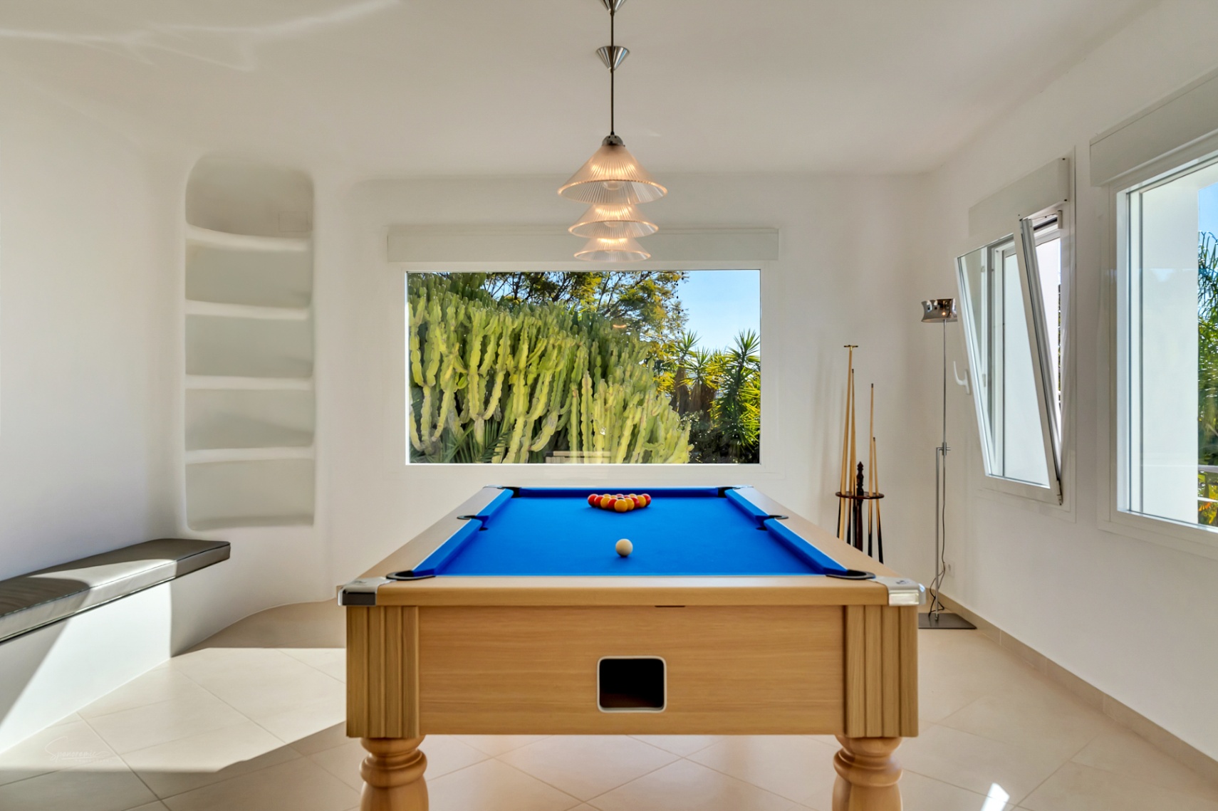 Stunning Ibiza-Style Villa with Tennis Court and Montgo Views in Javea