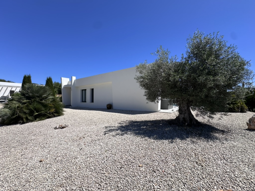 Villa moderne de plain-pied à vendre à Jávea