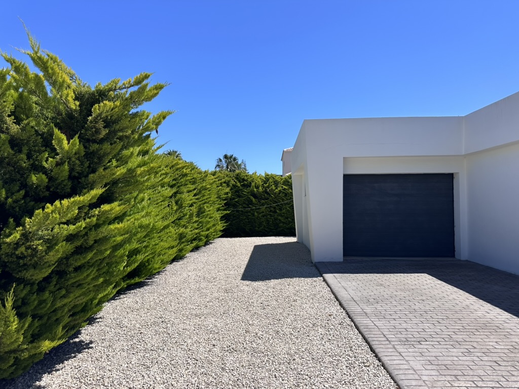 Villa moderne de plain-pied à vendre à Jávea